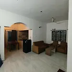 Hotel Ippoh Inn Thoraipakkam Omr